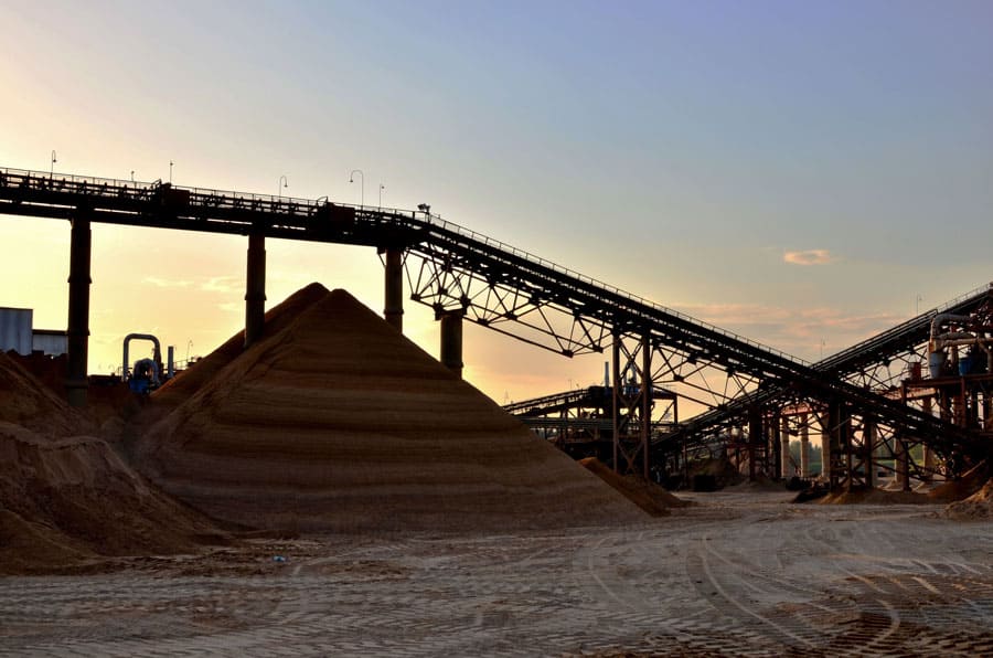 Estructura de cribado, bandas y rodillos